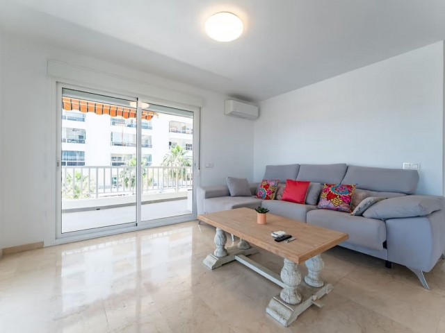 Apartamento con 3 Dormitorios  en Fuengirola