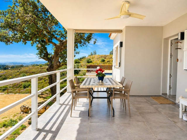4 Bedrooms Villa in Mijas