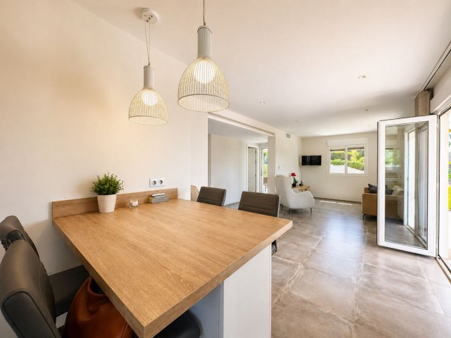4 Bedrooms Villa in Mijas