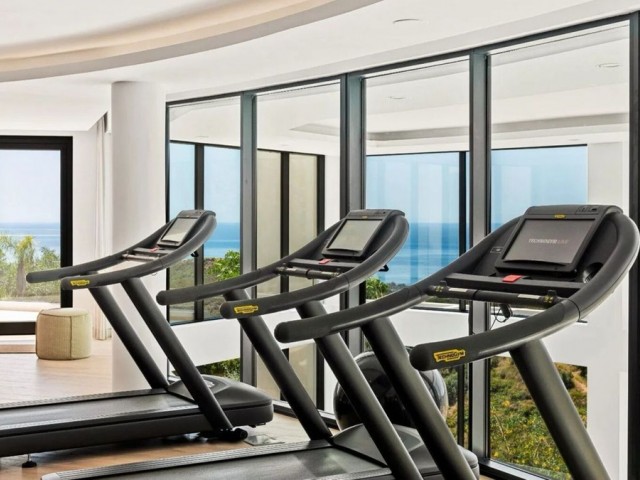 3 Bedrooms Apartment in Marbella