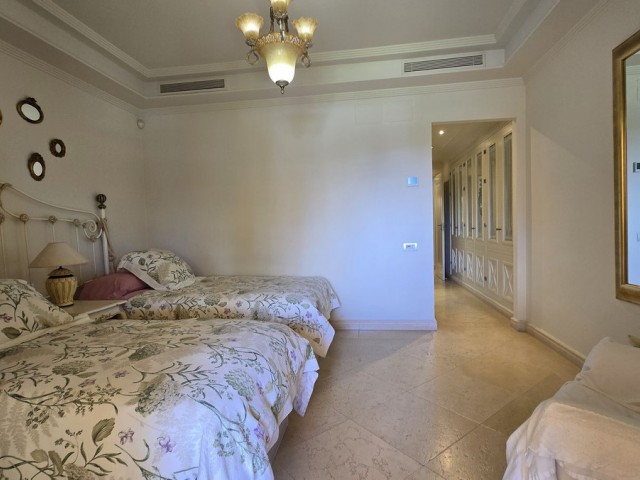 3 Bedrooms Apartment in Estepona