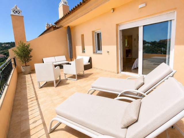 2 Schlafzimmer Apartment in Nueva Andalucía
