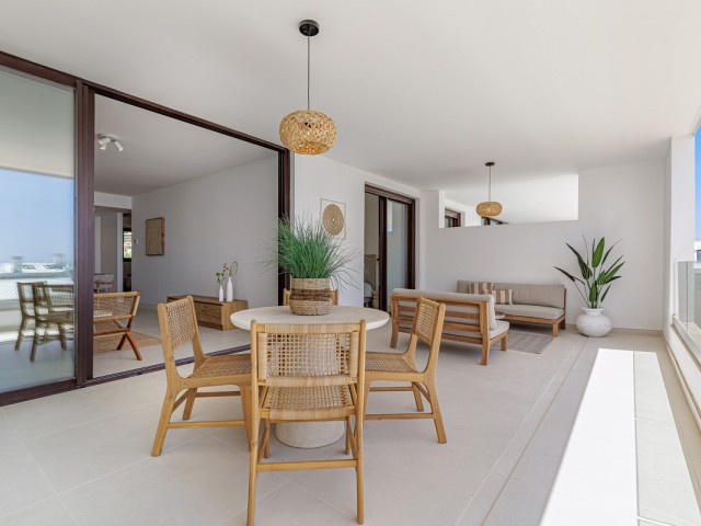 Apartamento con 2 Dormitorios  en Fuengirola