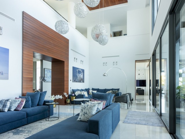 12 Bedrooms Villa in Benahavís