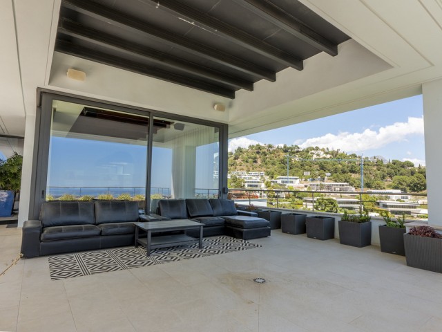 12 Bedrooms Villa in Benahavís