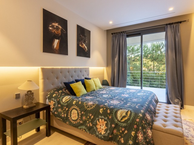 12 Bedrooms Villa in Benahavís