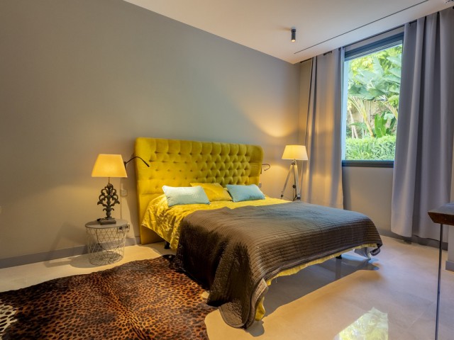 12 Bedrooms Villa in Benahavís