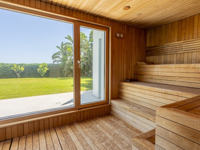 12 Bedrooms Villa in Benahavís