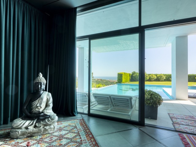 12 Bedrooms Villa in Benahavís