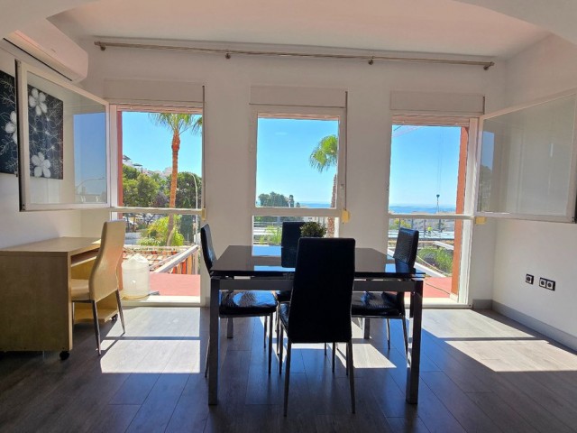 Apartment, La Carihuela, R5400367