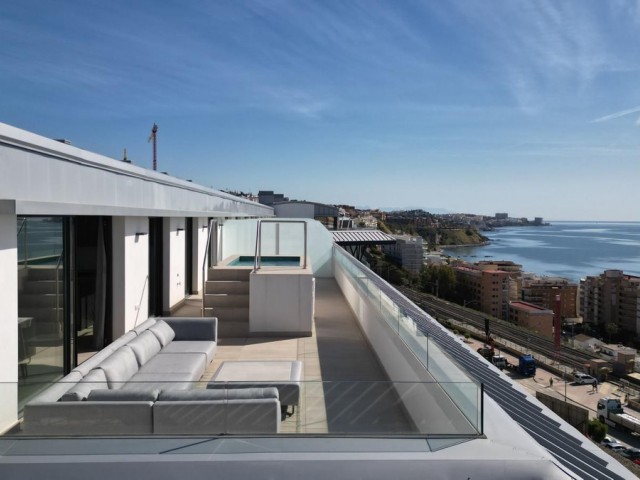 Penthouse avec 3 Chambres  à Benalmadena