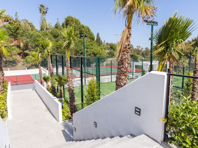 3 Bedrooms Apartment in Estepona