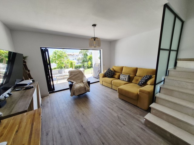 2 Bedrooms Townhouse in Calahonda