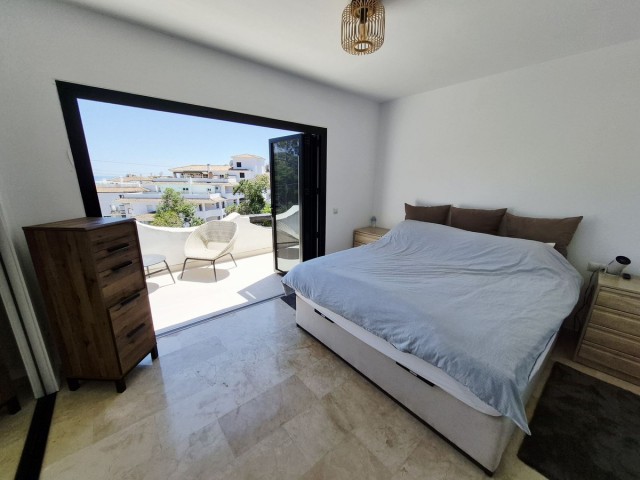 2 Bedrooms Townhouse in Calahonda
