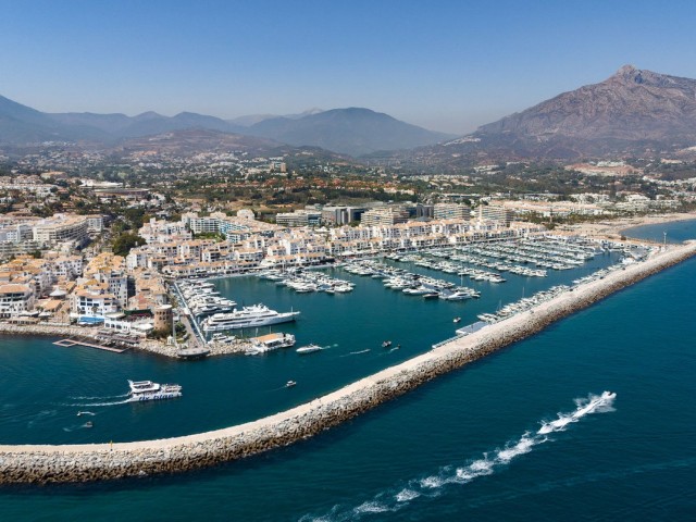 2 Schlafzimmer Apartment in Puerto Banús