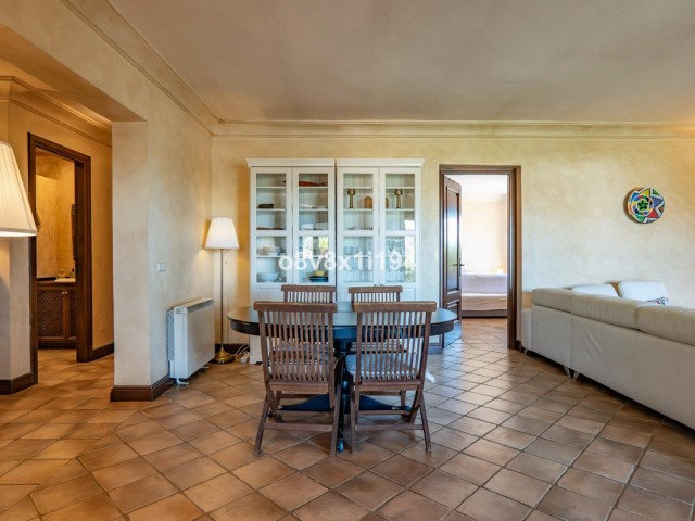 2 Bedrooms Villa in Marbella