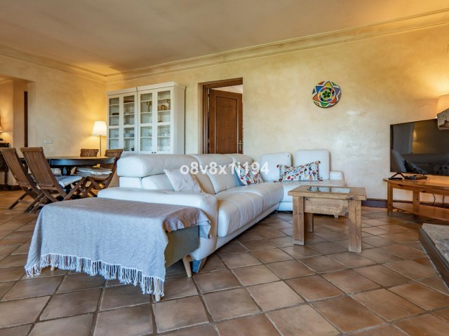 2 Bedrooms Villa in Marbella