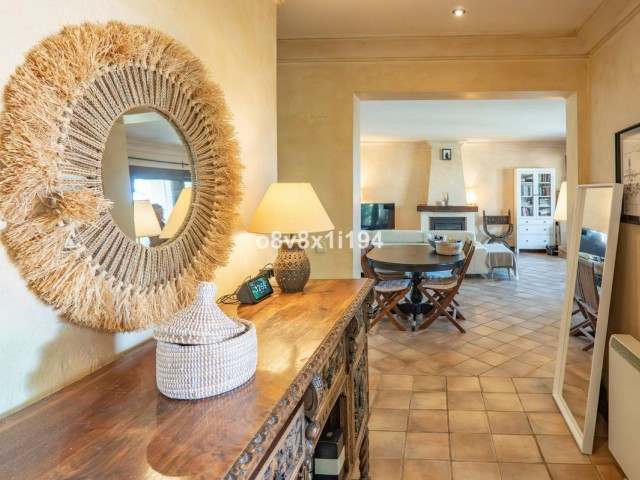 2 Bedrooms Villa in Marbella