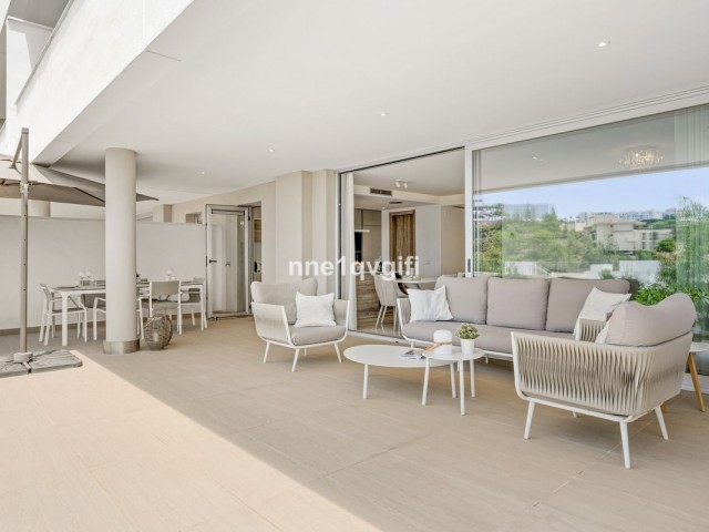 3 Bedrooms Apartment in Benahavís