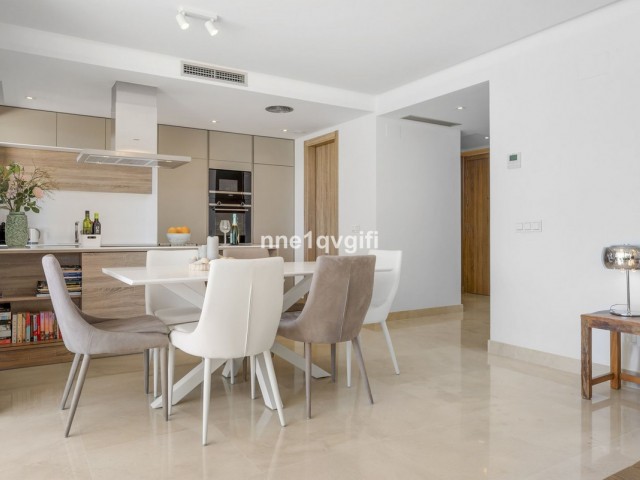 3 Bedrooms Apartment in Benahavís