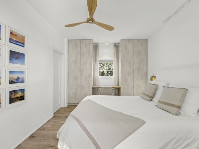 5 Soveroms Villa i Guadalmina Alta