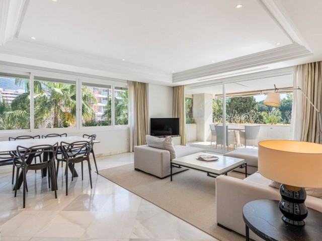 Apartamento con 2 Dormitorios  en The Golden Mile