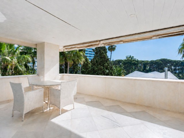Apartamento con 2 Dormitorios  en The Golden Mile
