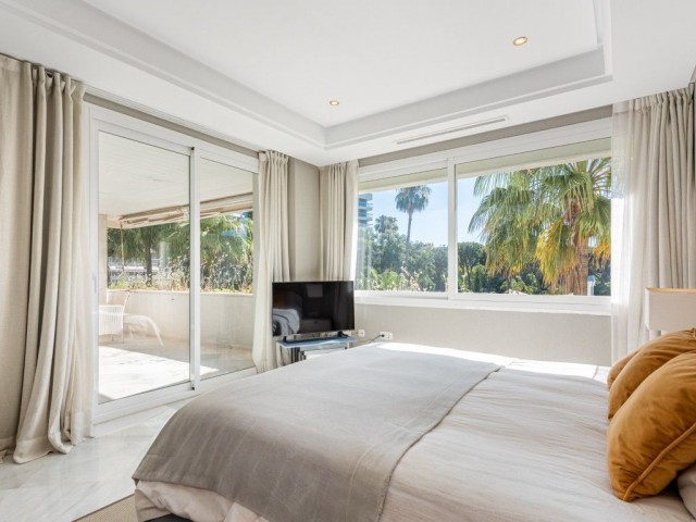 Apartamento con 2 Dormitorios  en The Golden Mile