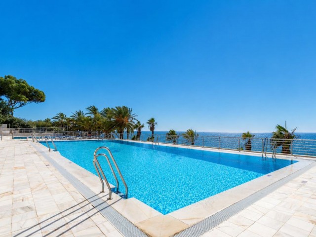 Apartamento con 2 Dormitorios  en The Golden Mile