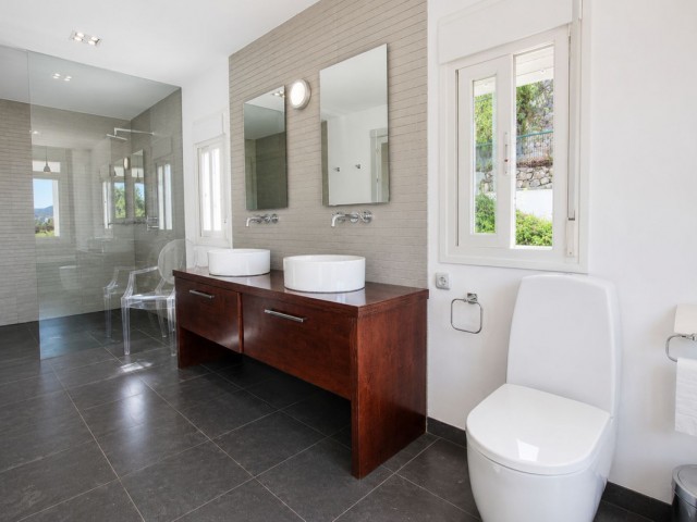 4 Bedrooms Villa in La Cala Golf