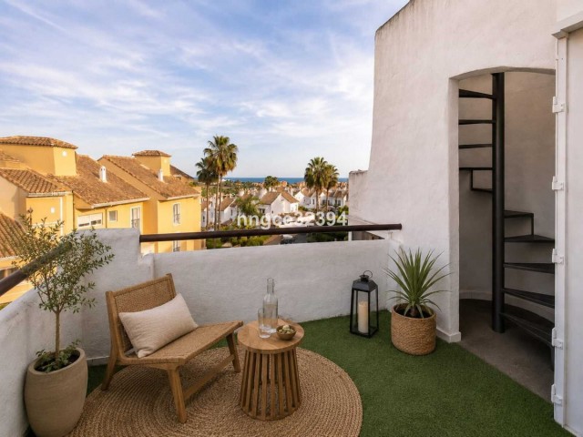 Apartamento con 3 Dormitorios  en New Golden Mile