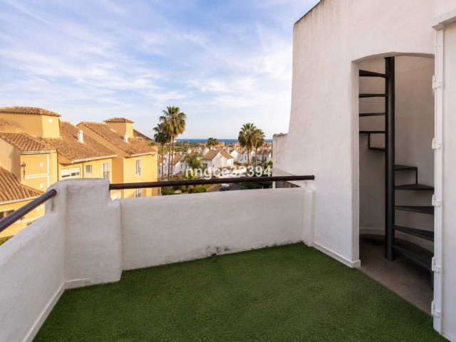 Apartamento con 3 Dormitorios  en New Golden Mile