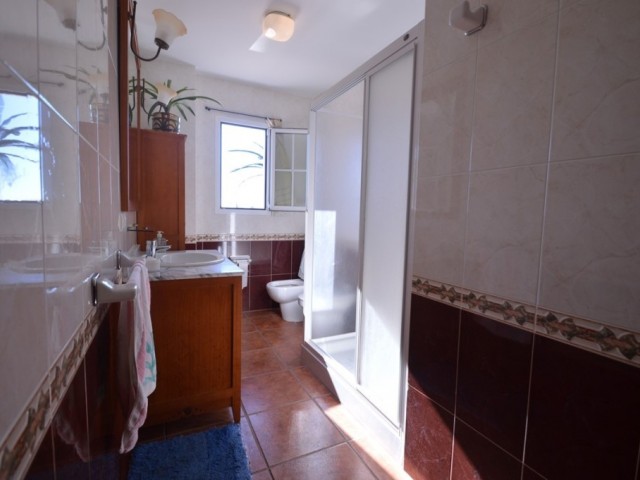 6 Bedrooms Villa in Benalmadena