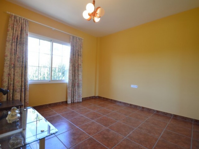 6 Bedrooms Villa in Benalmadena