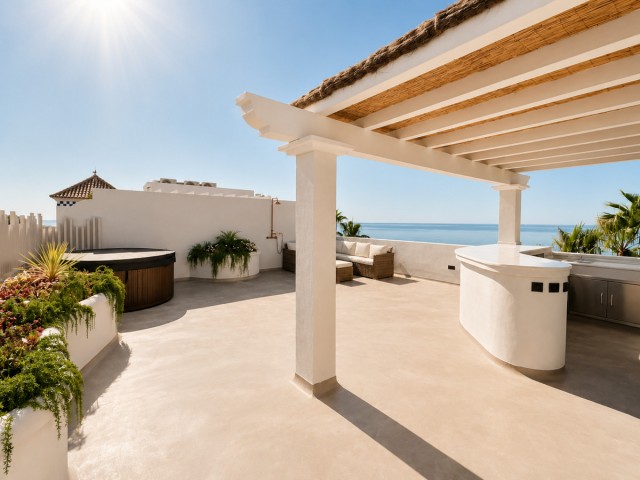 2 Bedrooms Apartment in Estepona