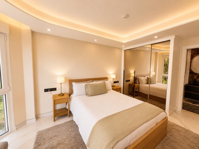 2 Bedrooms Apartment in Estepona