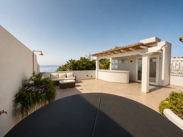 2 Bedrooms Apartment in Estepona