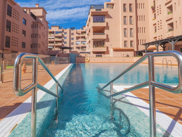 Apartment, Arroyo de la Miel, R5401387