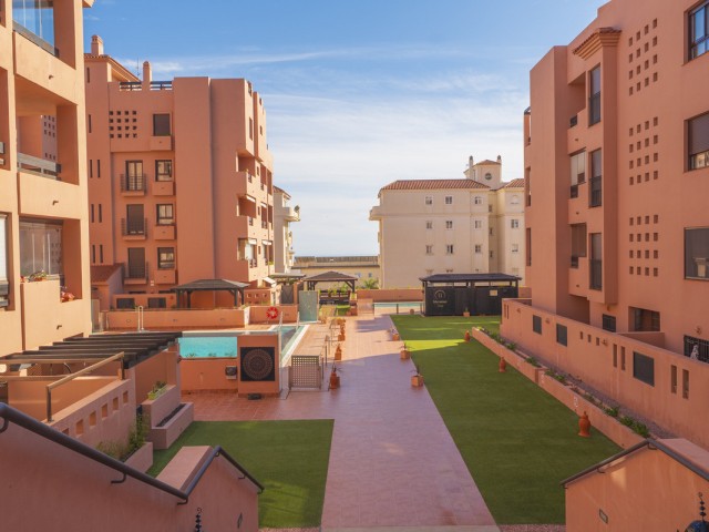 Apartment, Arroyo de la Miel, R5401387