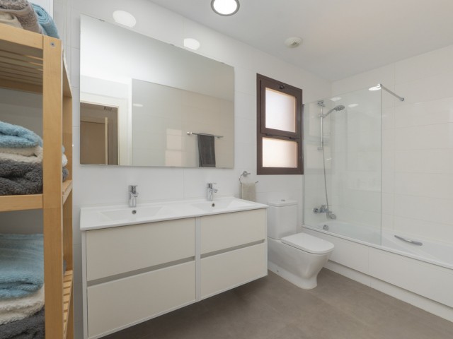 3 Bedrooms Apartment in Arroyo de la Miel