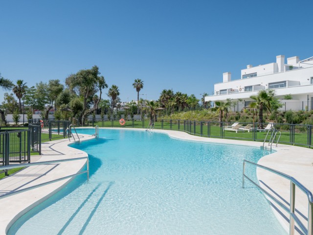 2 Bedrooms Apartment in Estepona