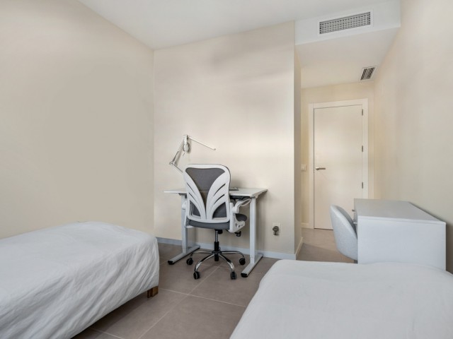 2 Bedrooms Apartment in Estepona