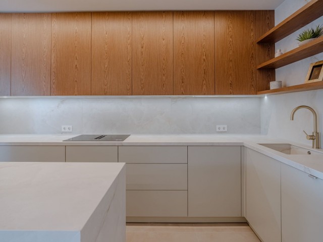 2 Schlafzimmer Apartment in Nueva Andalucía