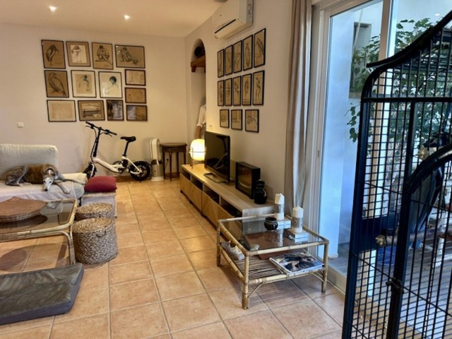 3 Bedrooms Townhouse in Estepona