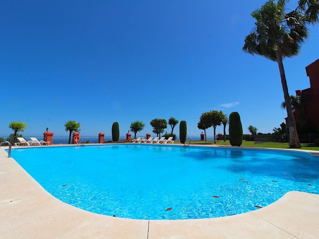 2 Bedrooms Apartment in Monte Halcones