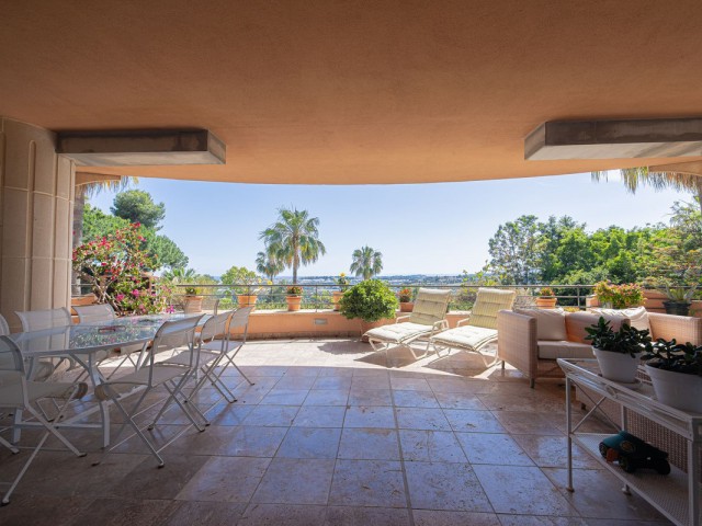 3 Schlafzimmer Apartment in Nueva Andalucía