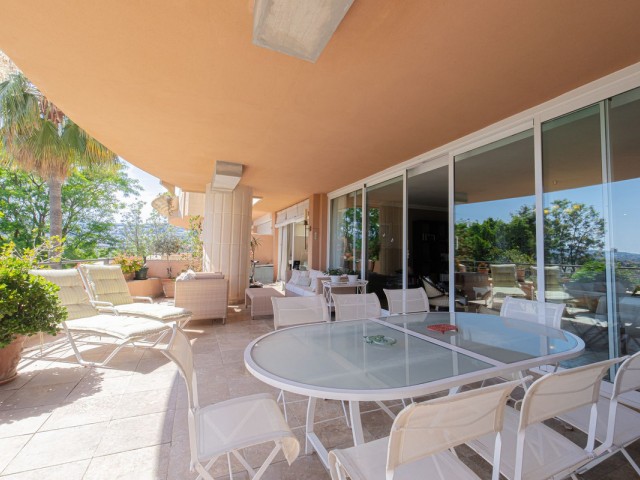 3 Schlafzimmer Apartment in Nueva Andalucía