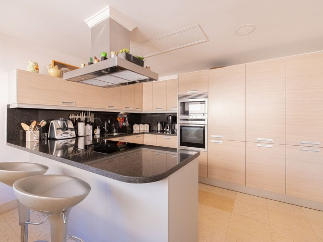 3 Schlafzimmer Apartment in Nueva Andalucía