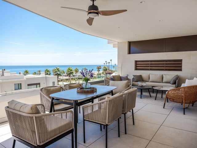 3 Bedrooms Apartment in Estepona