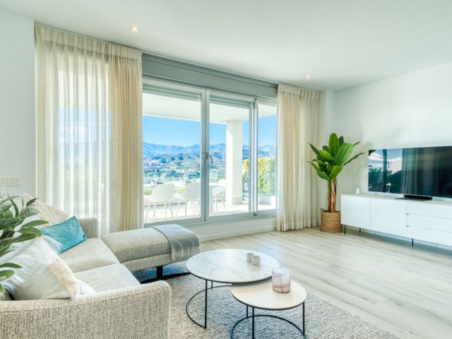3 Bedrooms Apartment in Estepona